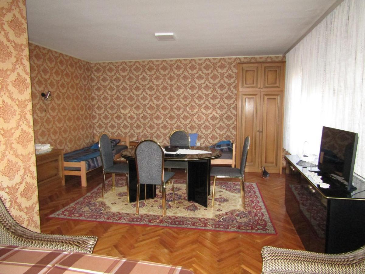 Apartman Milena クラドヴォ エクステリア 写真