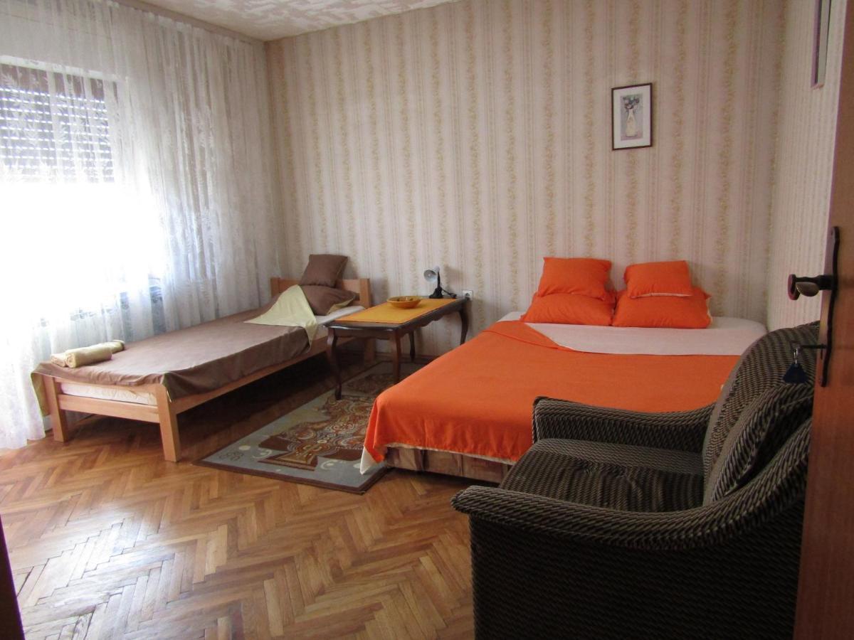 Apartman Milena クラドヴォ エクステリア 写真