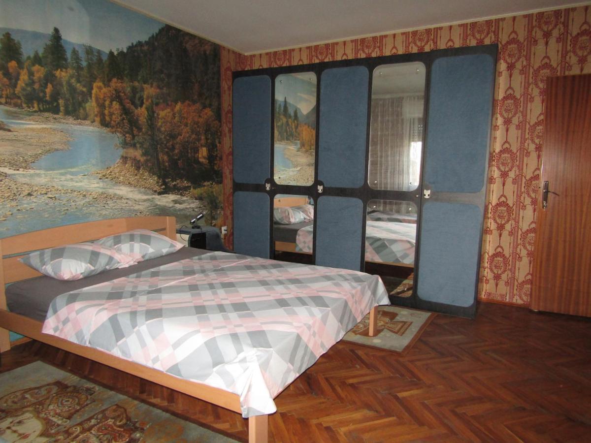Apartman Milena クラドヴォ エクステリア 写真